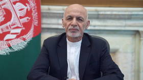 Afghan president fled Kabul with cars full of cash & was forced to abandon some loot on airport runway, Russian embassy claims