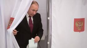Ahead of next month’s Russian parliamentary elections, are cracks now opening in the popularity of the pro-Putin ruling party?