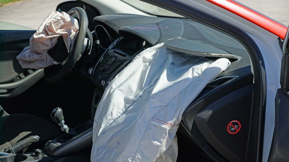 Federal Auto Investigators Probe 30 MILLION Vehicles Over Faulty Airbag   6148f63b85f54037b7032a75 