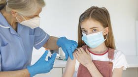 UK children aged 12-15 can get Covid vaccine, chief medical officers declare