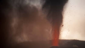 Sulfur dioxide cloud from Spain’s Canary Islands volcano eruption to sweep over France, with hints of acid rain