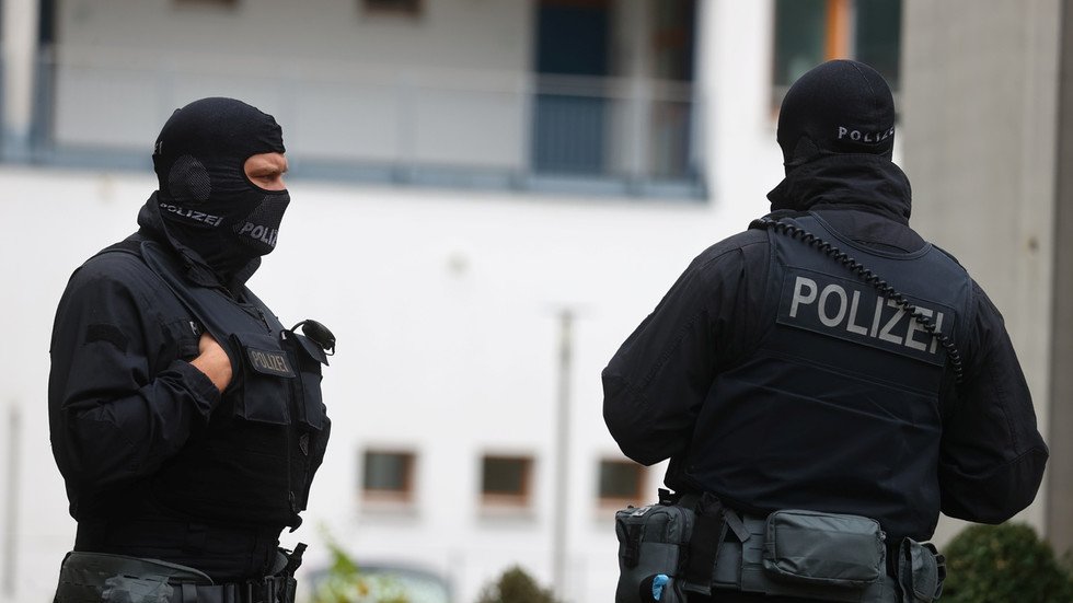 Germany detains 2 ex-soldiers trying to build mercenary force of up to ...