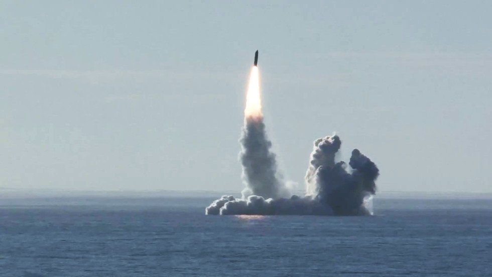 Russia fires missile, capable of carrying hypersonic warheads, from ...