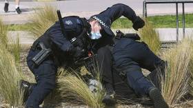 More than 100 protesters arrested as police in Melbourne, Australia crack down on vaccine mandate demonstrators