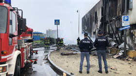 Light plane crashes into building in Milan, killing eight on board (VIDEOS)