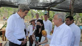 Biden’s climate czar & private jet lover John Kerry says US pivot from fossil fuel will create ‘many good-paying jobs in Mexico’