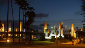 Los Angeles airport halts flights, passengers ‘self-evacuate’ over ‘gun threat’ incident (VIDEOS)