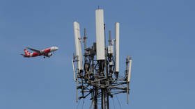 US aviation regulator mulls warnings to pilots over ‘deep concerns’ 5G towers could interfere with cockpit systems – reports