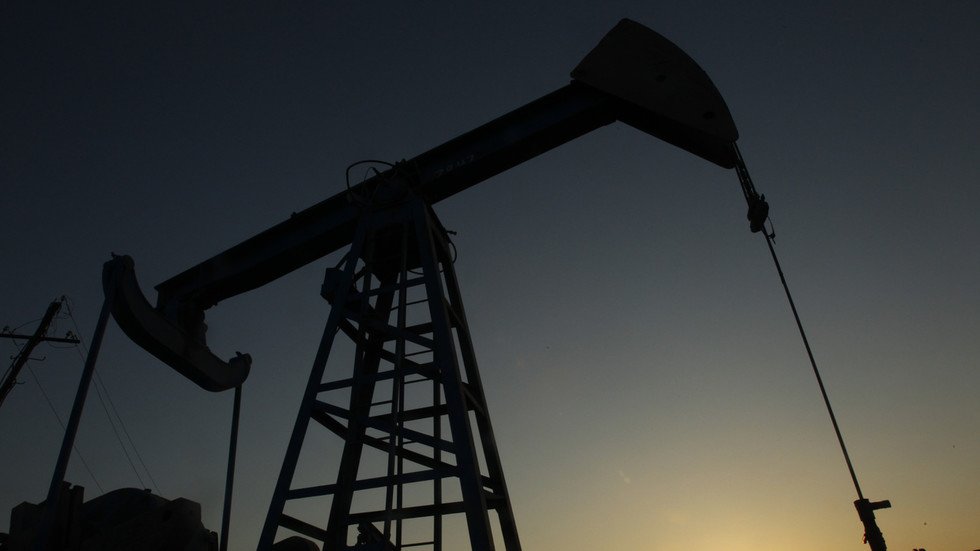 Oil prices drop as China releases fuel reserves to beef up domestic ...