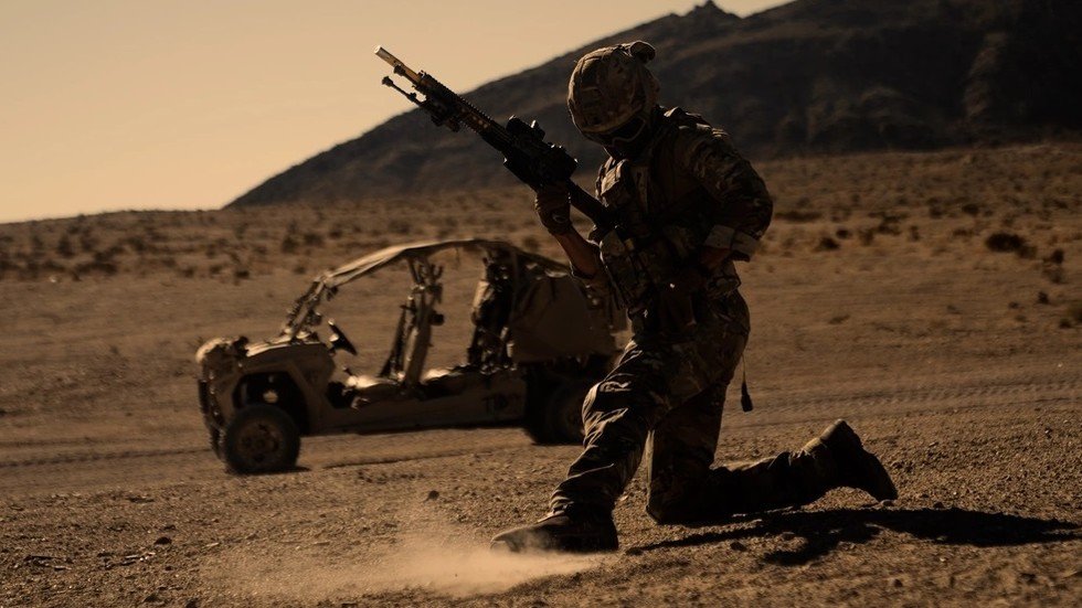 US Marines get ‘dominated’ by British colleagues in desert exercise ...