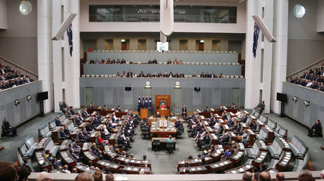 Joint session of the Australian Parliament in Canberra. November 14, 2014. 
  Reuters / David Gray