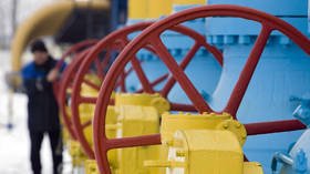 European gas price rises on reports of flow reversal via key Russian pipeline from Germany to Poland
