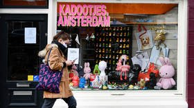 Netherlands re-introduces facemasks & other restrictions as Covid-19 cases surge