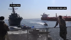 WATCH Iranian Navy forces’ encounter with US destroyers over oil tanker