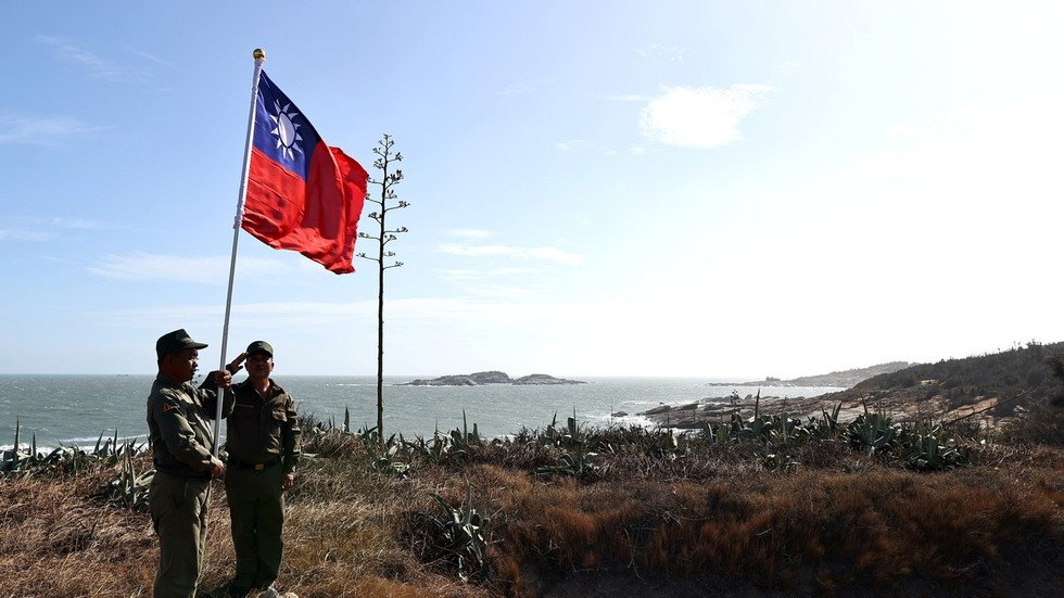 China Warns Against Crossing ‘red Lines’ In Taiwan — RT World News