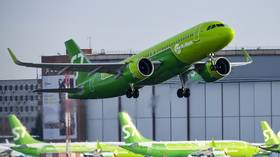 Russian airline makes 1st flight with ‘green’ fuel