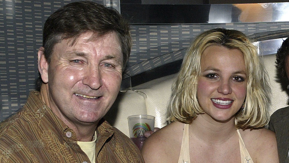 Britney Spears reveals how much her father took from her — RT Entertainment