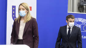 Journalists boycott Macron-EU press conference as no questions taken