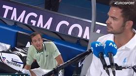 Medvedev explodes at umpire in Australian Open semifinal row (VIDEO)