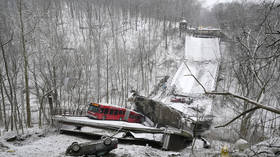 Bridge collapses ahead of Biden infrastructure visit, 10 hurt