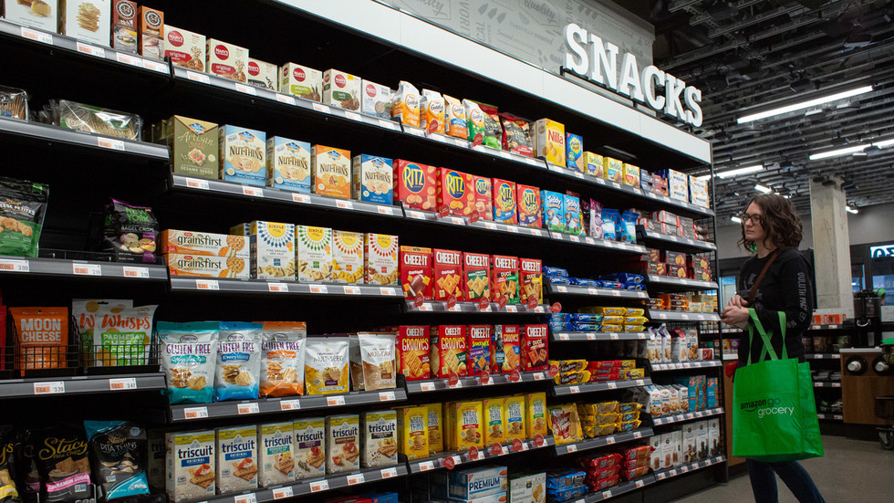 Americans devour over $30bn in snacks — RT Business News