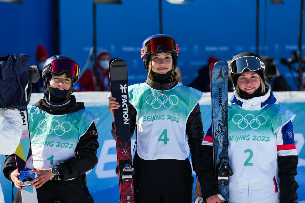 Jaw Literally Dropped”: 19-Year-Old American-Born Chinese Olympic Gold  Medalist Leaves Sports World Drooling Over Her Stunning Look -  EssentiallySports