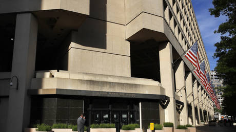 The J. Edgar Hoover FBI building on Pennsylvania Avenue in Washington, Tuesday, May 9, 2017