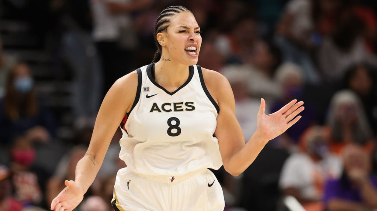 Becky Hammon first WNBA coach to exceed $1 million in annual salary