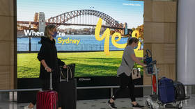Australia sets date for international travel reopening