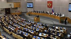 Russian parliament urges Putin to recognize Donbass