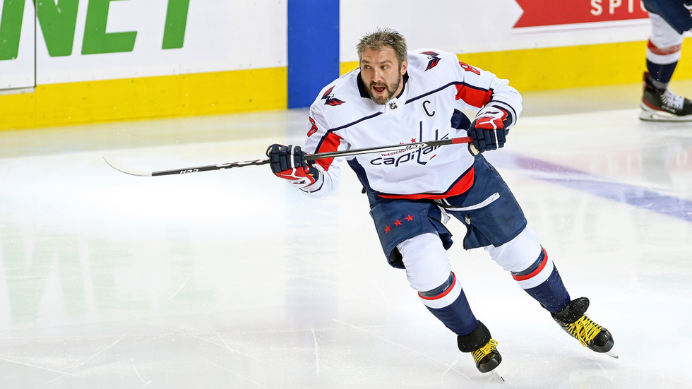 Russian Goal King Ovechkin Registers New NHL Milestone — RT Sport News