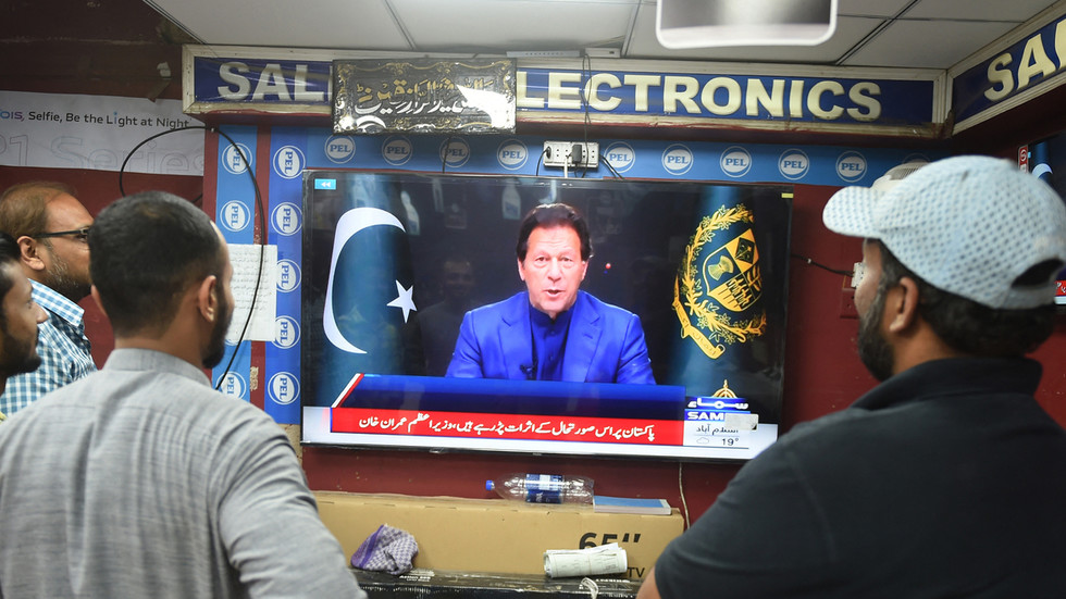 Pakistan Rtrt Pakistan, like India, won't bow to Western pressure – PM Khan — RT ...