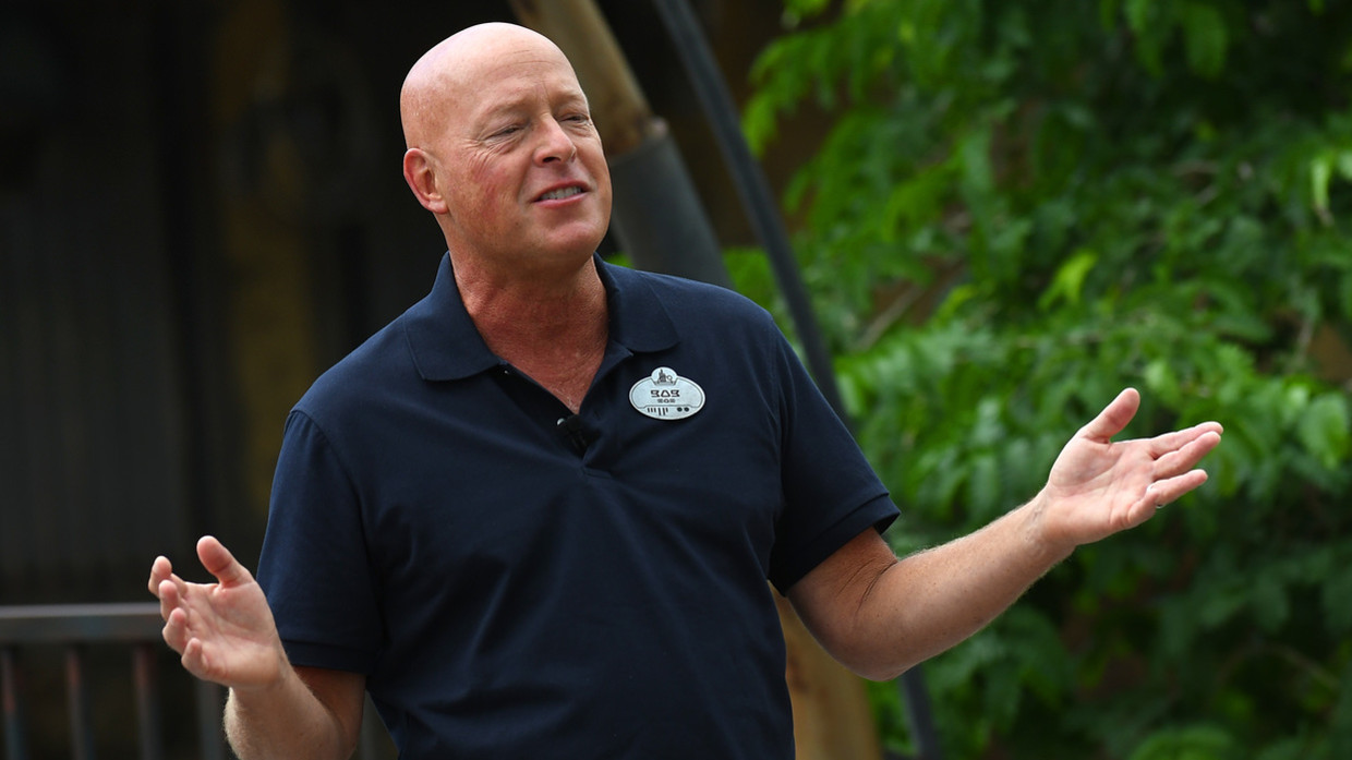 The Owl House' Creator, Disney Animator, and More Cast Members Publically  Criticize Bob Chapek's Response to 'Don't Say Gay' Bill - WDW News Today