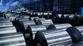 Australia bans exports of aluminum ore to Russia