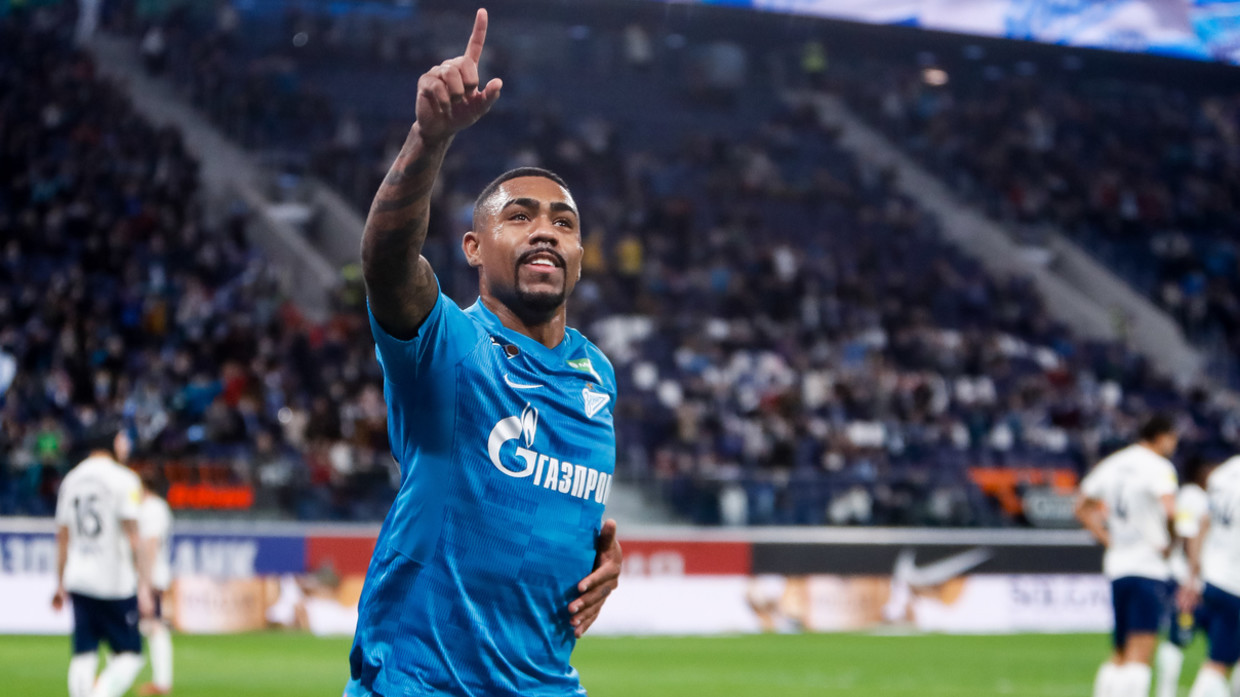 Malcom marca, Zenit faz 6 a 1 no Lokomotiv e é tricampeão russo