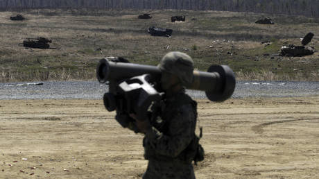 FILE PHOTO: A Marine with a Javelin rocket launcher. ? Chris Maddaloni / Roll Call / Getty Images
