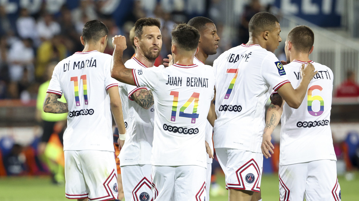 Senegalese footballer Idrissa Gueye refused to wear LGBT Rainbow shirt for  his club to mark International Day against homophobia, biphobia and  transphobia