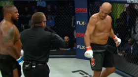 Former UFC champ suffers grisly injury at Khabib's latest Eagle FC event (VIDEO)