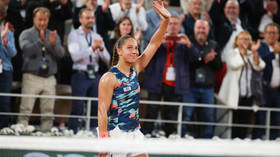 French teen dumps out defending queen in Roland-Garros shock