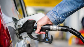UK gasoline, diesel prices hit new highs