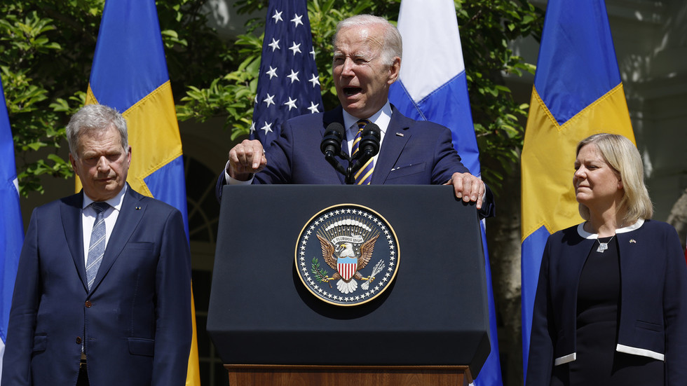 US pledges long-term support for Ukraine — RT World News
