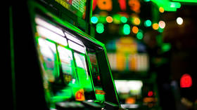 How gaming elites exploit gamblers