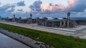 LNG plant blast cripples US gas exports