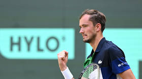 Medvedev reaches second consecutive final