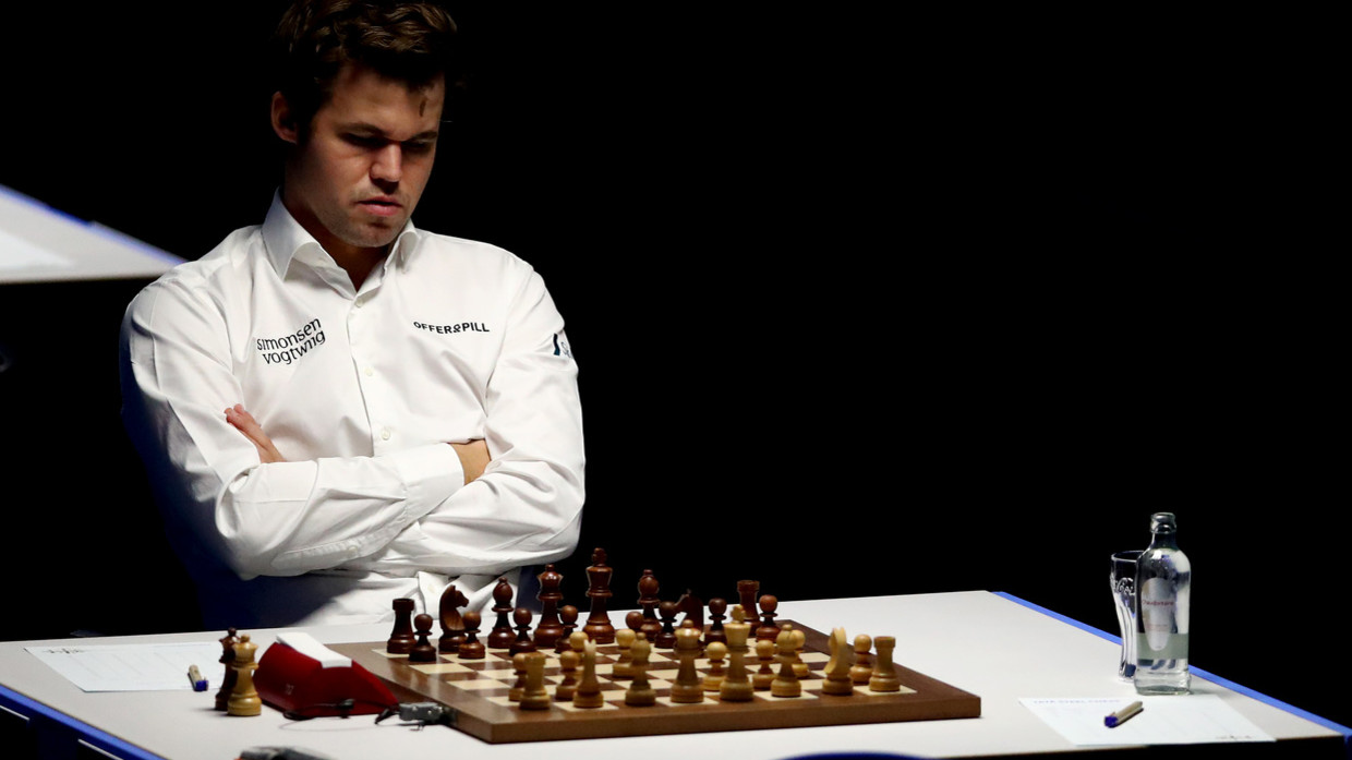 Russia's grandmaster Ian Nepomniachtchi faces Norway's grandmaster News  Photo - Getty Images