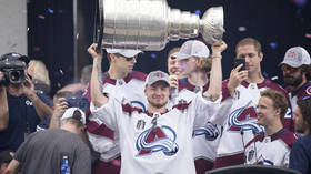 Russian hero appears in wheelchair at NHL victory parade