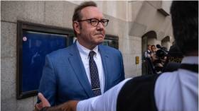 Kevin Spacey responds to sexual assault charges