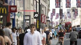 UK faces steepest real wages drop in a century – report