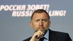 Russian billionaire sues Navalny