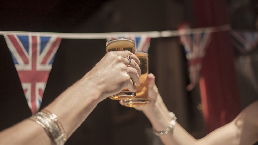 UK pubs and brewers risk closure – FT — RT Business News